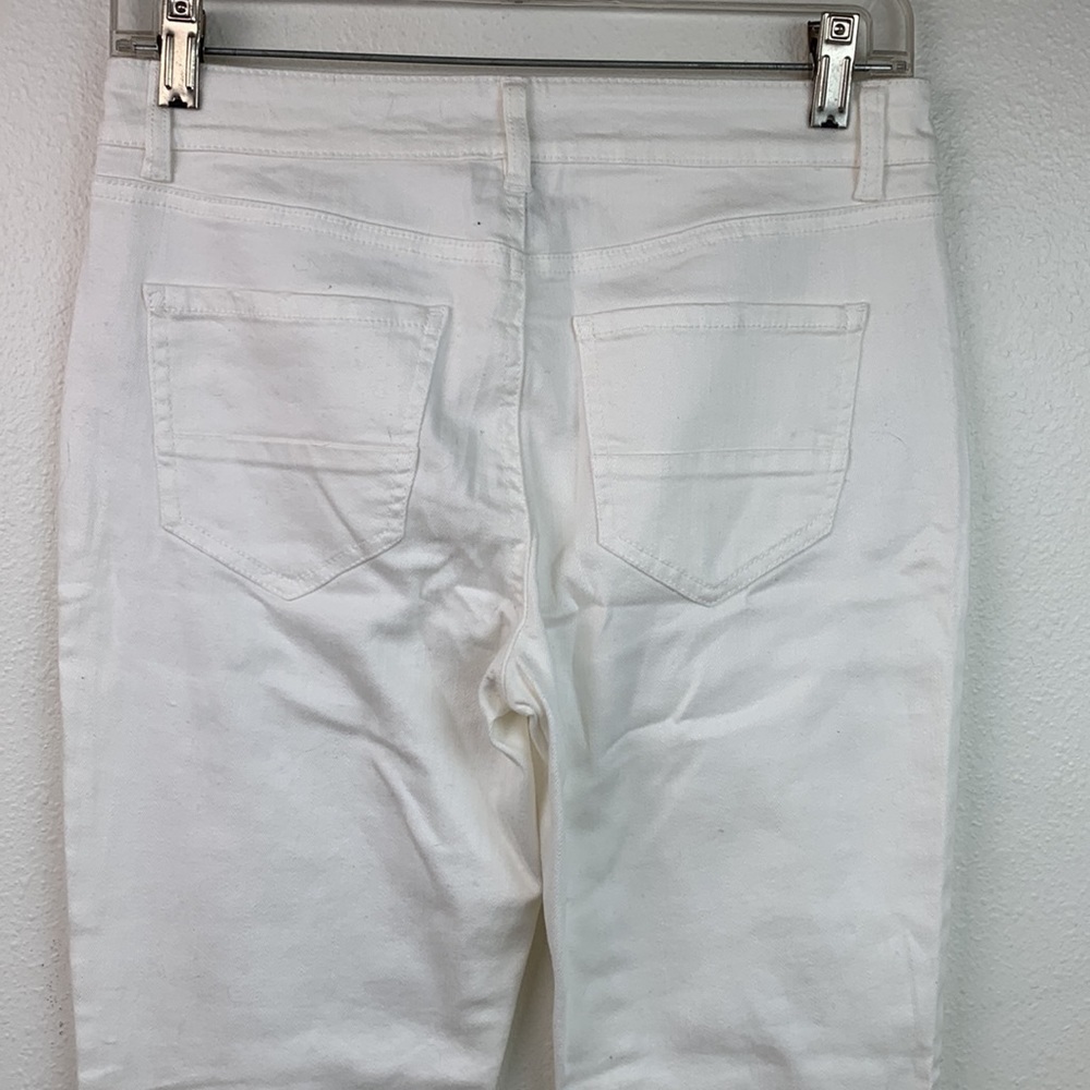 NEW Refuge distressed destroyed white stretch denim jeans, mid rise skinny pants - Picture 4 of 10